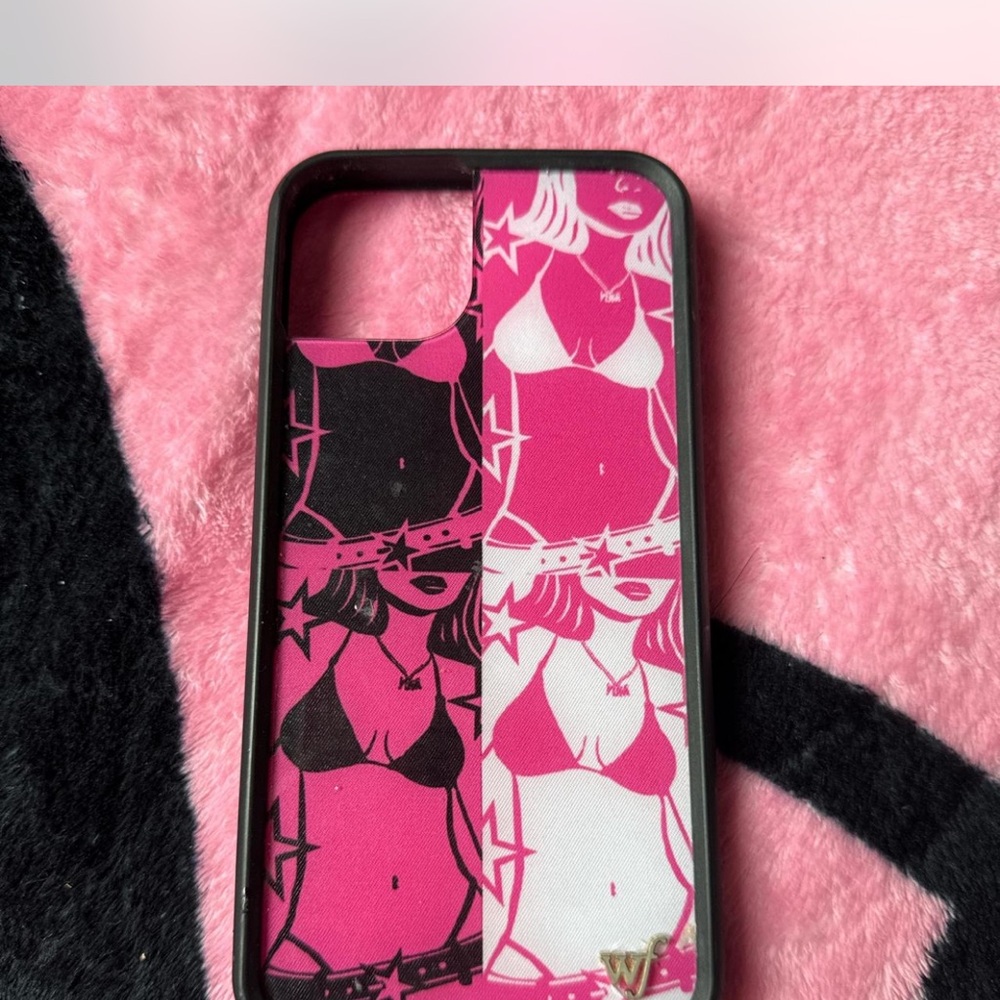 Tara yummy wild flower phone case for iPhone 15 plus